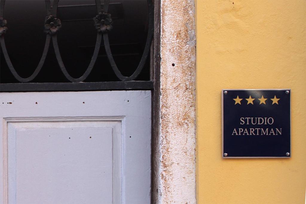 Love Apartment Rovinj Exterior photo